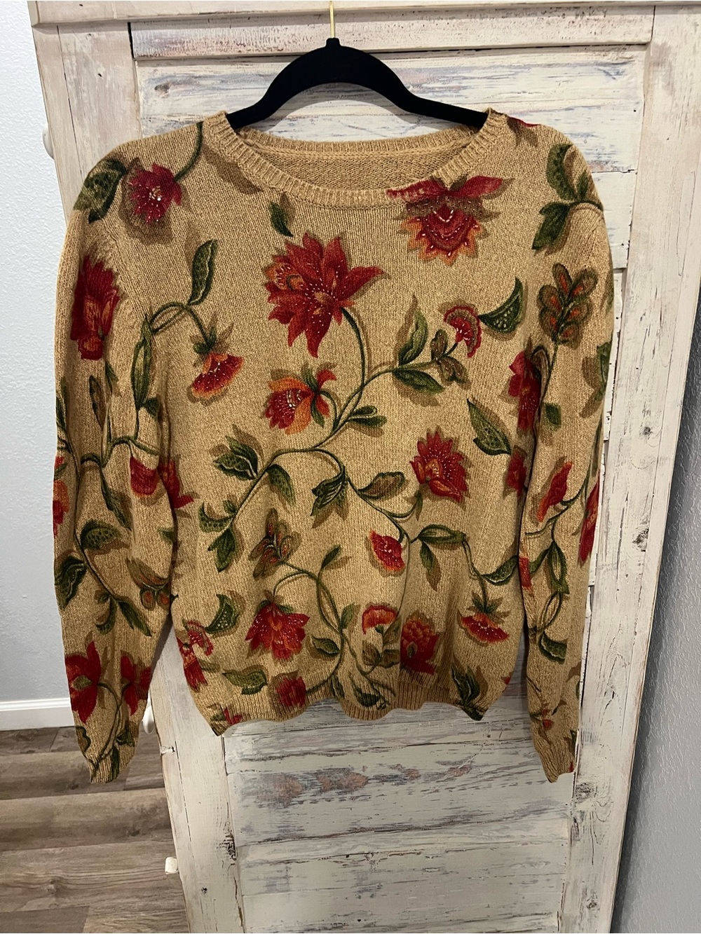 Alfred Dunner Floral Sweater Womens medium Beige Embellished Beaded Cottagecore
